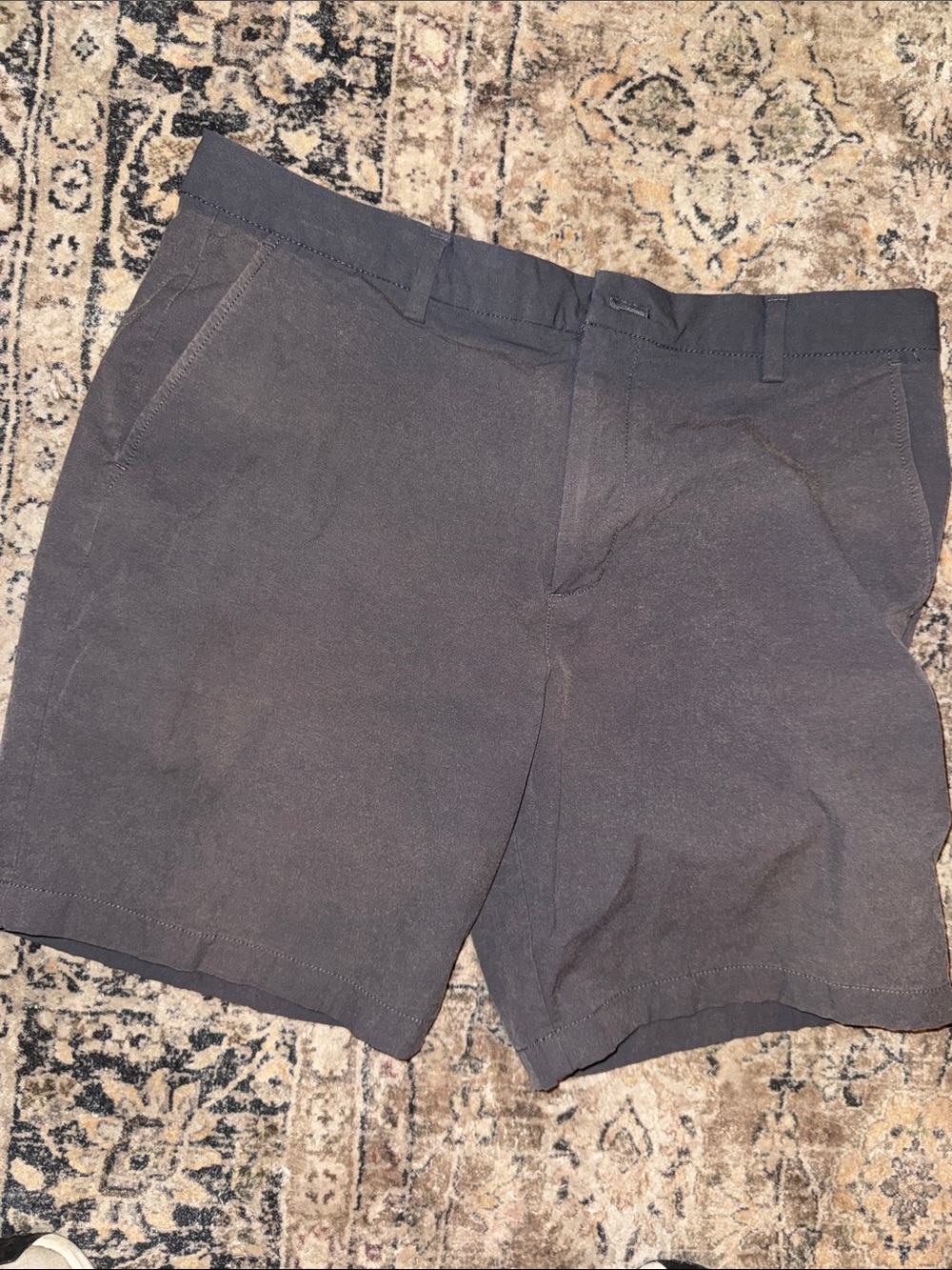 Vineyard Vines Men's Classic Casual Shorts in Charcoal Gray Size 40 Performance